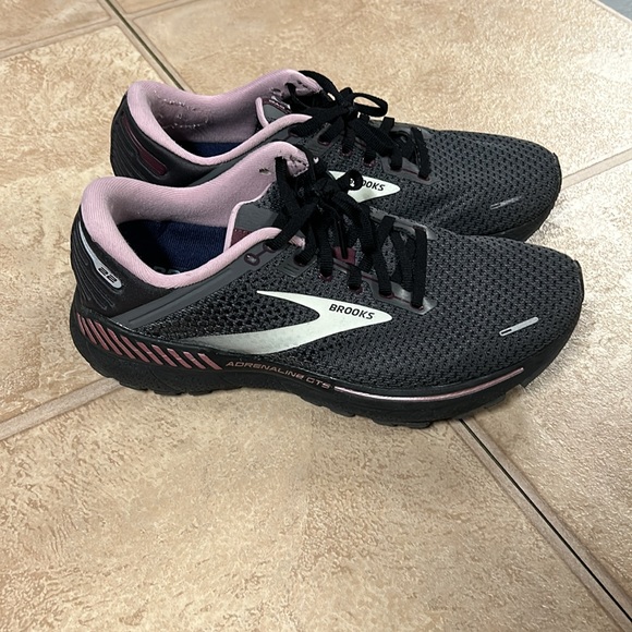 Gray and purple, Brooks, tennis shoes - Picture 2 of 4